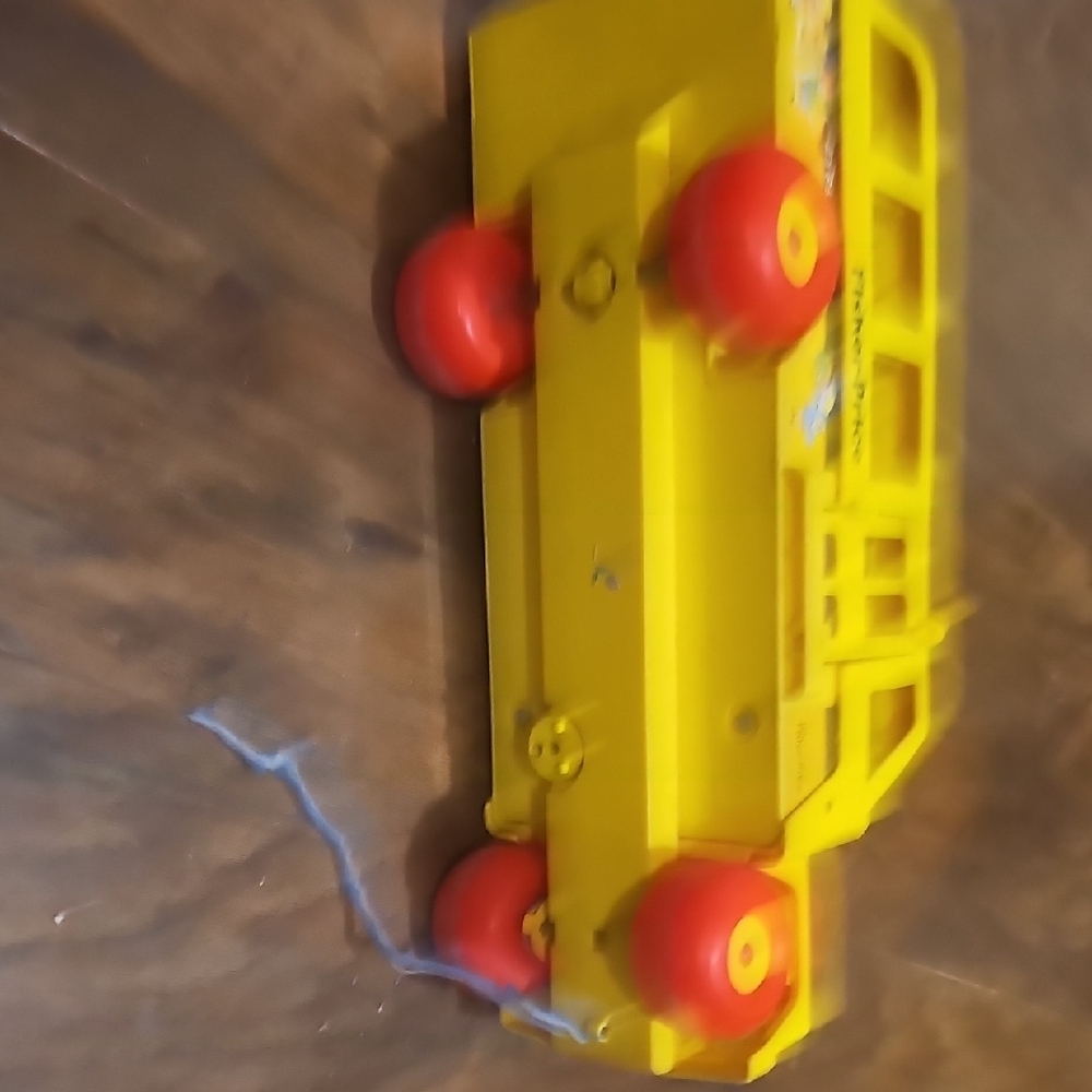 Fisher-Price Bright Yellow School Bus - Picture 9 of 9